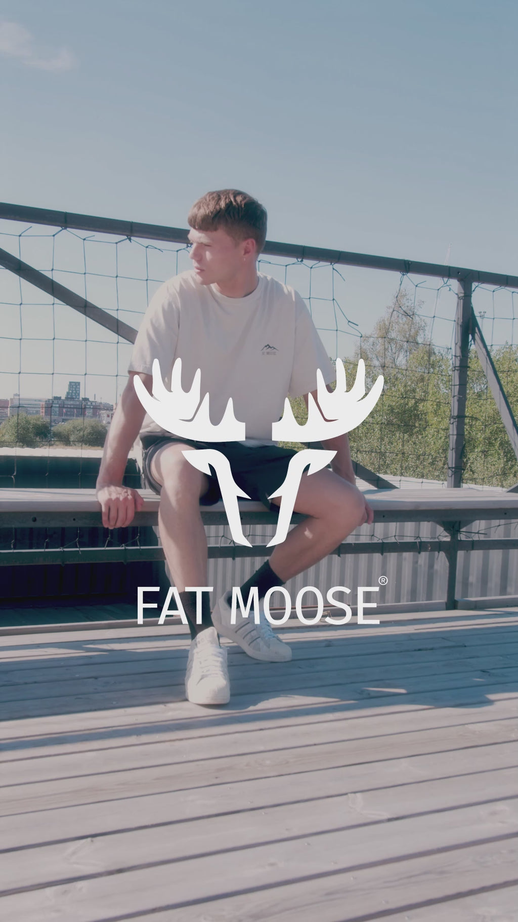 Fat Moose HIKE T-SHIRT T-shirts S/S Soft Sand